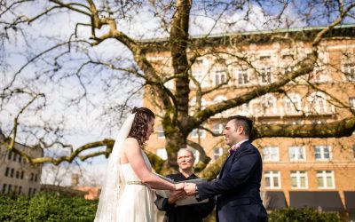 Kelsey and Brad | Salem, Oregon Courthouse Elopement Photographer