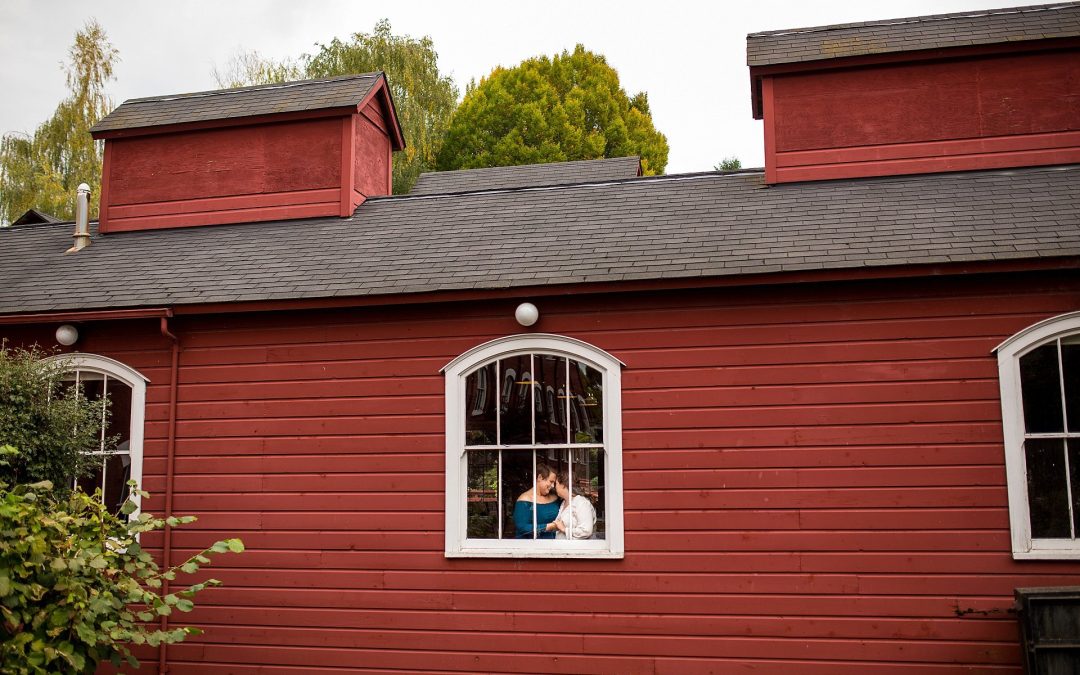 Chris and Michelle | Willamette Heritage Center | Salem, Oregon Wedding Photographer