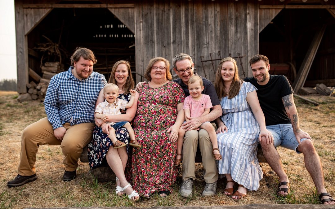 Champoeg State Park Family Portraits – S Family